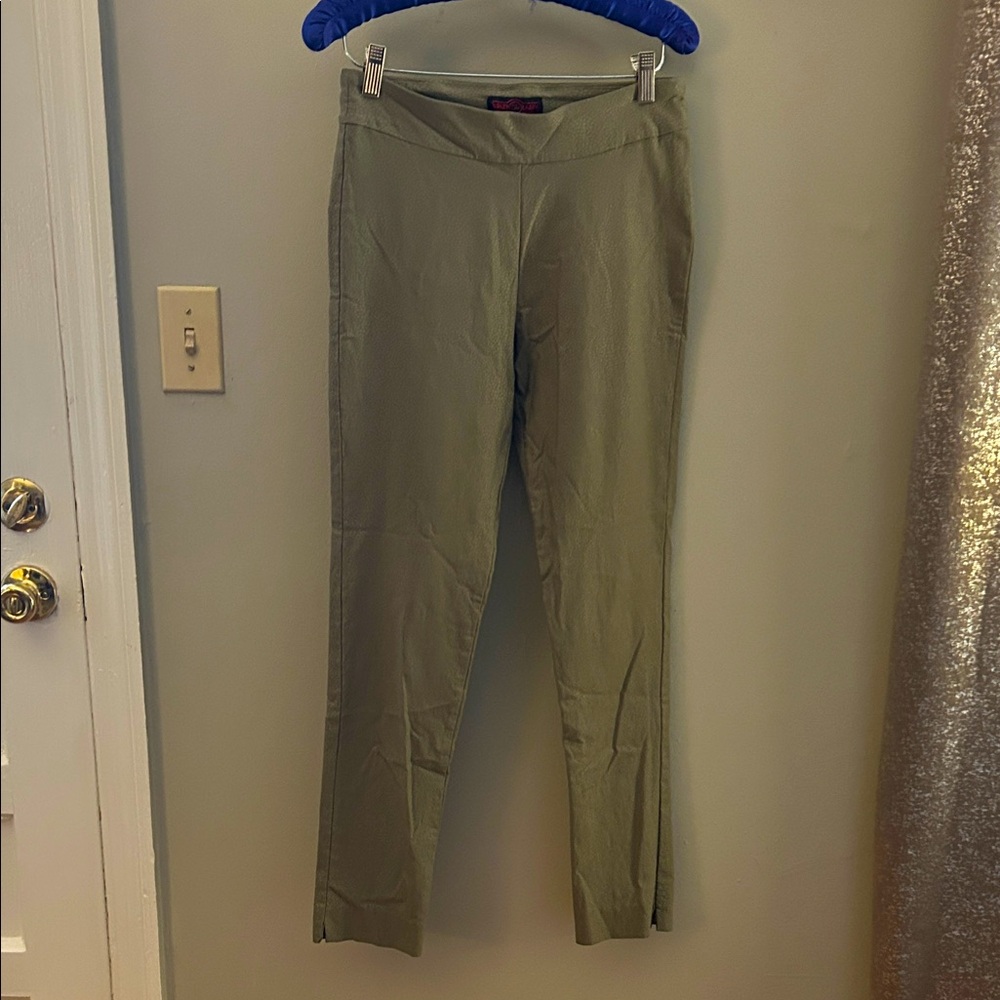 Women’s Olive Green Straight-Leg Pants